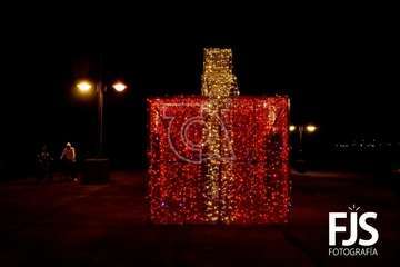 La costa de Telde se zambulle en la Navidad/Francisco Javier Santana.